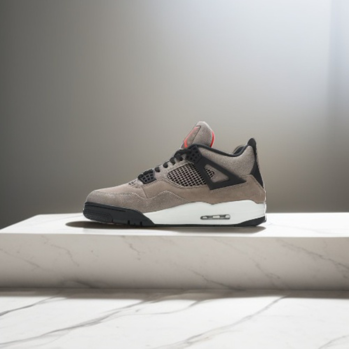 Jordan 4 ‘Taup Haze’