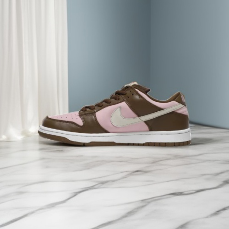 Nike Dunks ‘Low Stussy’