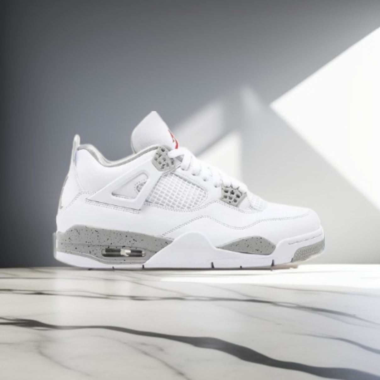 Jordan 4 ‘White Oreo’